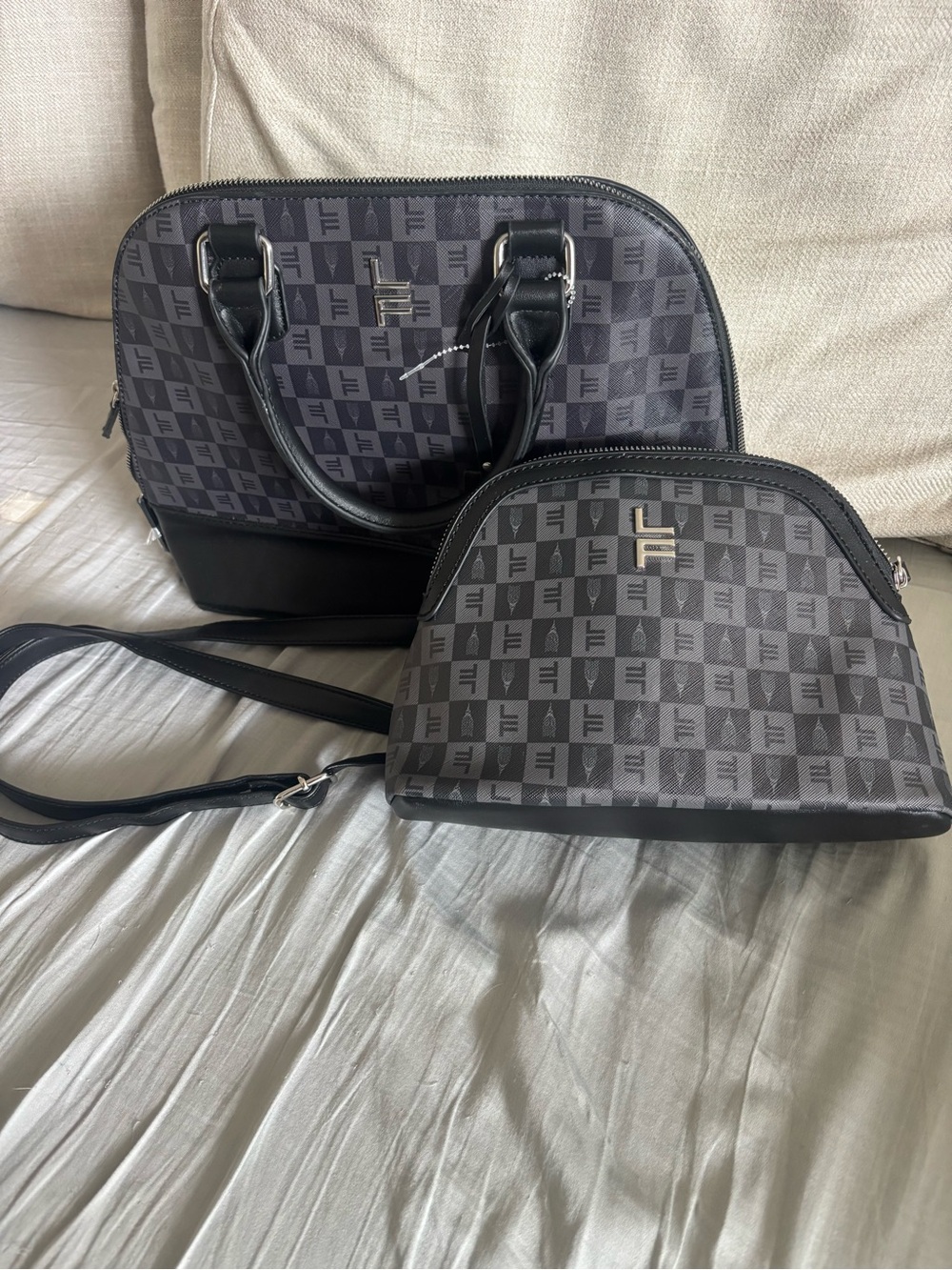London Fog Black & Charcoal Check Dome Satchel w/makeup bag